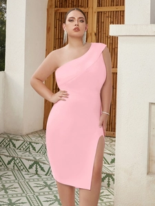 Elegant pink one-shoulder bodycon midi dress with side slit for formal parties