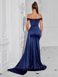 Elegant navy blue off-the-shoulder satin evening dress with a slim fit mermaid train