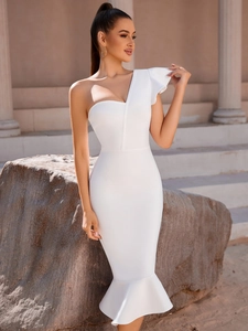 Robe bandage blanche chic à une épaule avec ourlet sirène et volants pour soirée