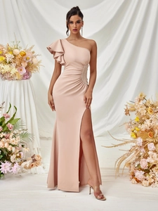 Elegant peach off-shoulder sleeveless evening dress with side slit and floral detail