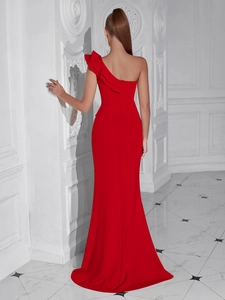 Elegant red one-shoulder mermaid dress with ruffle detail and high slit evening gown