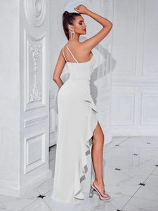 Elegant white one-shoulder evening gown with ruffle slit and slim fit for formal parties