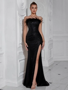 Elegant Strapless Sequin Evening Gown With Feather Trim Side Slit Slim Fit Formal Party Dress For Women Banquet Dress
