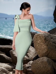 Elegant mint green one-shoulder dress with bow detail and slim fit for evening parties