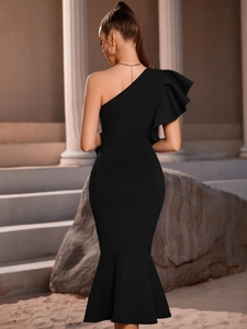 Robe de soirée élégante noire à une épaule avec volants et coupe sirène pour femme