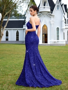 Elegant royal blue sequin evening dress with one-shoulder design and high slit formal style