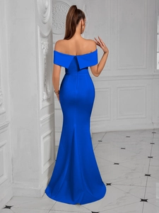 Elegant royal blue off-shoulder mermaid evening gown with back zipper detail and floor-length hem