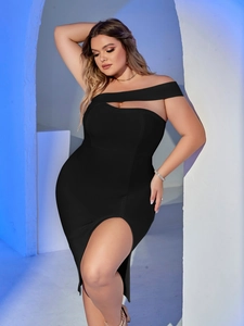 Elegant plus size black off-shoulder bandage dress with slimming fit and high side slit