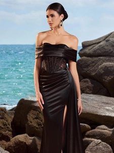Elegant Women Off-Shoulder Satin Evening Maxi Dress With Lace Corset Waist And High Slit For Party Banquet Black