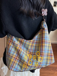 Grand sac cabas classique à carreaux jaune et bleu avec broderie pour le trajet quotidien