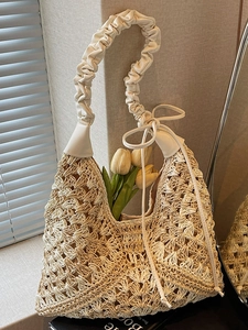 Women Large Capacity Straw Woven Shoulder Bag Handmade Crochet Hollow Tote Bag With Cloud Scrunchie Handle Beach Vacation Bag