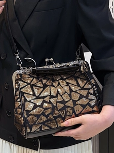 Umhängetasche mit Pailletten und vintage floralem Metallrahmen für elegante Frauen