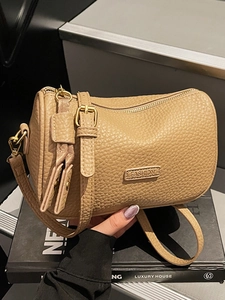 Sac Bandoulière Boston PU Minimaliste Urbain pour Femmes Grain Grelé Coutures Sac Épaule Avec Gland Fermeture Éclair Moyen Pouch Sac pour Quotidien Navette