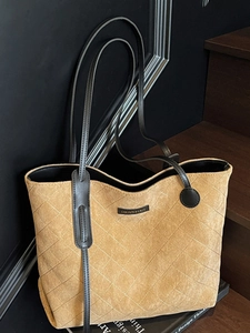 Simple Urban Quilted Suede Tote Bag For Women Large Capacity Fashion Commuting Shoulder Bag Rhombus Pattern Casual Handbag