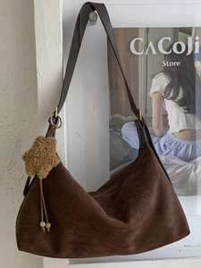 Retro Frosted Underarm Bag Women Large Capacity Suede Look PU Leather Shoulder Bag Commuter Hobo Tote Bag With Star Pendant