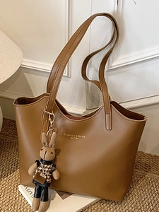 Women Large Capacity PU Leather Tote Bag New Fashion Retro Shoulder Bag with Rabbit Pendant Underarm Commuter Handbag