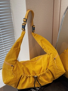 Large Capacity Nylon Hobo Bag For Women Casual Drawstring Crossbody Bag Multi-Pocket Water Resistant Shoulder Bag Travel Tote