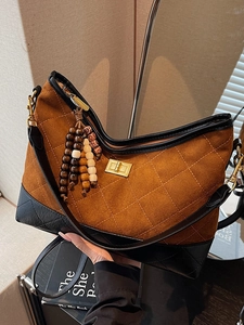 Vintage Faux Suede Quilted Rhombus Shoulder Bag For Women Fashion Underarm Bag With Wooden Beaded Pendant Patchwork Handbag
