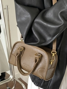 French vintage dark brown Boston crossbody bag with textured leather and shoulder strap