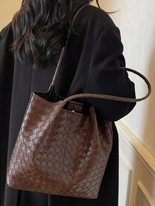 Brown woven leather tote bag for women stylish large capacity shoulder bag for daily commute