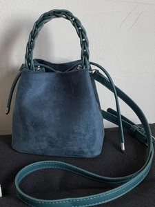 Minimalist Frosted PU Leather Bucket Bag For Women Braided Handle Shoulder Bag Large Capacity Solid Color Autumn Handbag