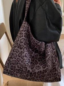 Borsa tote leopardata alla moda da donna con grande capacità e tracolla dal design moderno