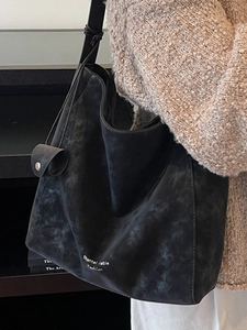 Sac fourre-tout noir grande capacité au style rétro avec texture vintage pour mode urbaine