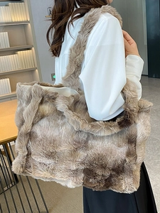 Grand sac fourre-tout en peluche avec texture dégradée pour femme style automne hiver