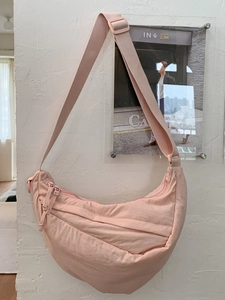 Women Nylon Half Moon Crossbody Bag Large Capacity Dumpling Bag Minimalist Solid Color Versatile Commuter Shoulder Bag