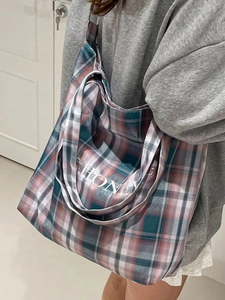 Classic plaid tote bag with Honey lettering and large capacity for daily use