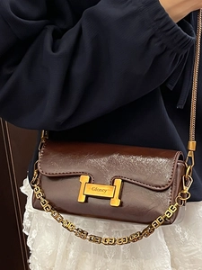 Sac bandoulière classique en cuir huilé marron foncé avec fermoir en H doré et chaîne