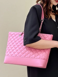 Borsa tote rosa trapuntata con tracolla a catena, spaziosa borsa a spalla casual da donna