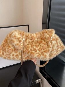 Sac Fourre-tout en Peluche à Imprimé Léopard pour Femmes Grande Capacité Sac à Bandoulière en Fausse Fourrure avec Chaîne Dorée