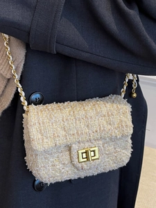 Fashionable tweed chain crossbody bag for women with gold hardware and flap closure