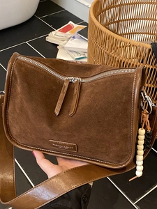 Große Kapazität Veloursleder Umhängetasche Für Damen Moderner Minimalismus Schultertasche Mit Perlenanhänger Hobo Handtasche