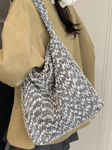 Minimalist black and white tweed tote bag with large capacity for autumn fashion