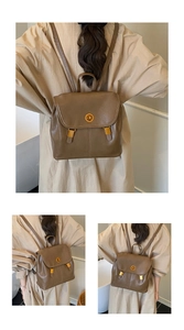 Vues détaillées du sac à dos en similicuir marron foncé avec fermoir doré vintage