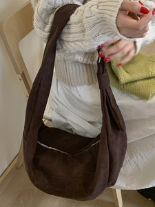 Retro brown suede hobo bag with large capacity and crescent shape for women's daily commute
