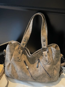 Sac Cabas Vintage en Suédine pour Femmes Grande Capacité Sac à Bandoulière Avec Rivets Métalliques Poches Zippées Sac à Main