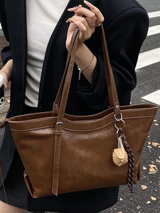 Grand sac cabas vintage en cuir ciré marron foncé pour femme style décontracté