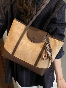 Retro oversized tote bag with diamond lattice pattern in brown and beige colors