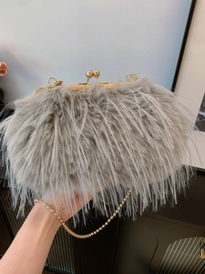 Plush Faux Fur Evening Bag For Women Fashion Solid Color Chain Shoulder Crossbody Bag Retro Kiss Lock Wedding Party Purse