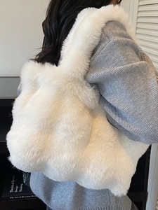 Grand sac cabas tendance en fausse fourrure crème pour femme, sac à bandoulière en peluche