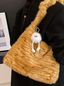Tragetasche aus Tiger-Kunstpelz mit süßem Plüsch-Anhänger-Accessoire für Damenmode
