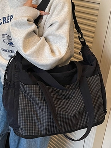 Fashionable large capacity tote bag with black nylon and grey plaid patchwork design