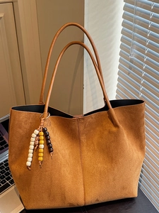 Large Capacity PU Leather Tote Bag For Women Vintage Minimalist Shoulder Bag Solid Color Commuting Handbag With Beaded Pendant