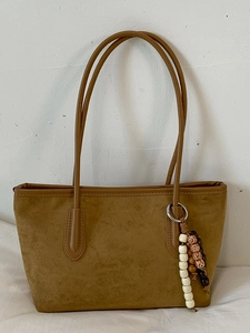 Women Suede Tote Bag Large Capacity Urban Minimalist Shoulder Bag With Beaded Pendant Korean Retro Contrast Color Commuting Bag
