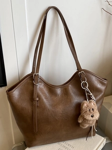 Damen Große Kapazität Tragetasche PU Leder Retro Pendler Schultertasche Mit Verstellbarem Riemen Und Plüschanhänger Für Arbeit