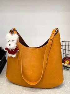 Sac hobo marron en similicuir de grande capacité avec pendentif chiot mignon