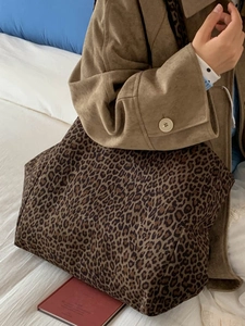 Vintage leopard print suede tote bag with large capacity for daily commuting and shoulder wear